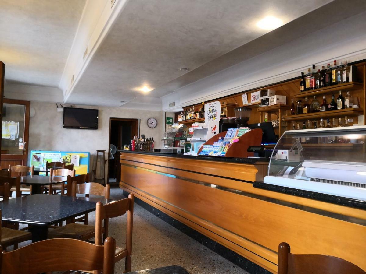 Trattoria Bar Oasi Otel Pocenia Dış mekan fotoğraf