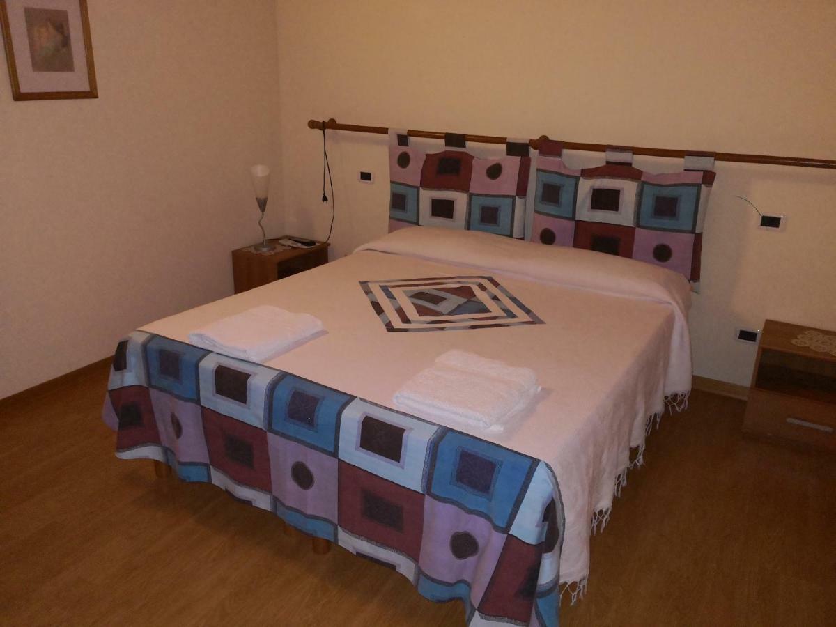 Trattoria Bar Oasi Otel Pocenia Dış mekan fotoğraf