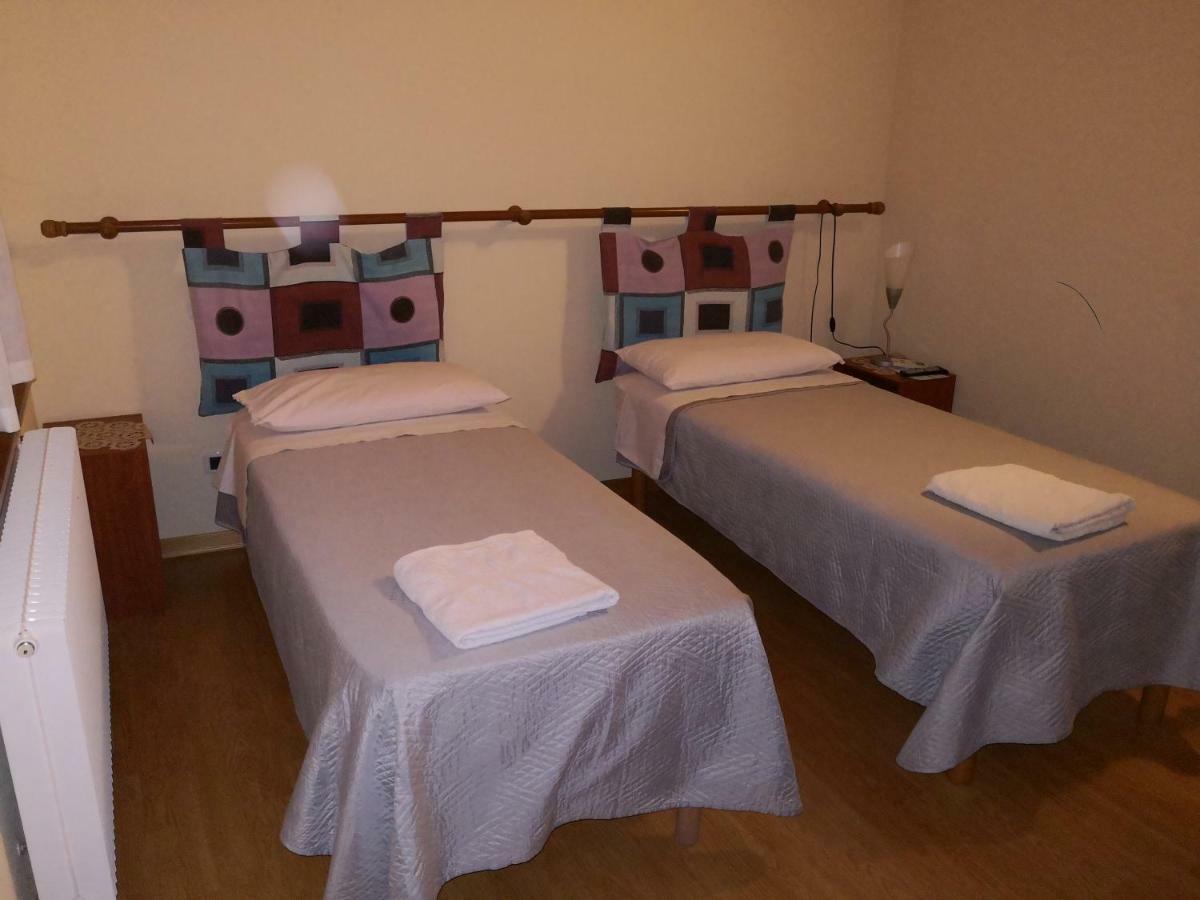 Trattoria Bar Oasi Otel Pocenia Dış mekan fotoğraf