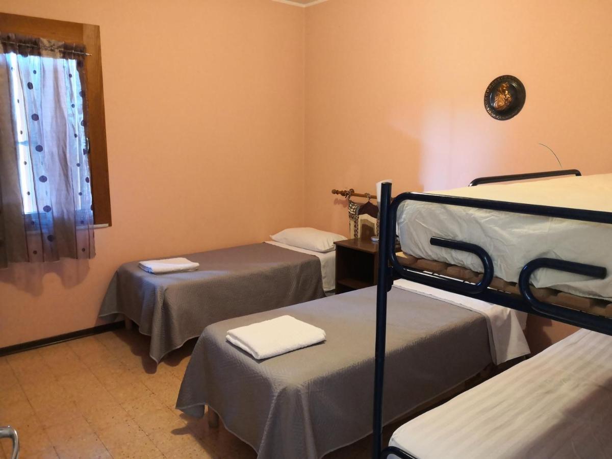 Trattoria Bar Oasi Otel Pocenia Dış mekan fotoğraf